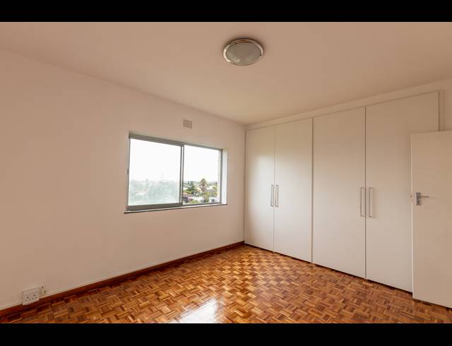 3 BEDROOM APARTMENT TO LET IN TABLE VIEW